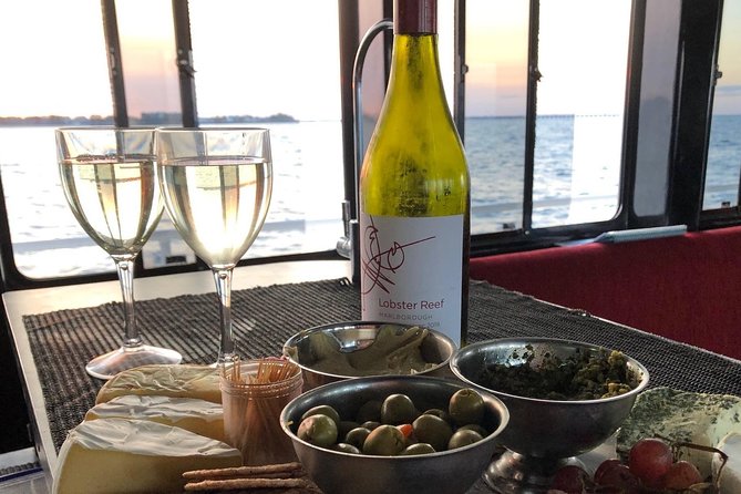 Hervey Bay Sunset Cruise - A 90-minute sunset on Hervey Bay
