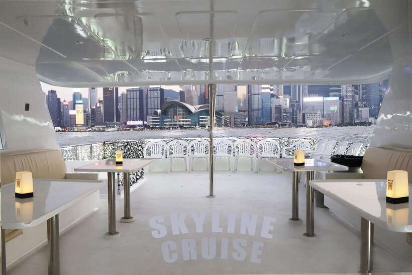HK: Victoria Harbor Tour & Symphony of Lights (Free Drinks) - Forty-five minutes between two city shores
