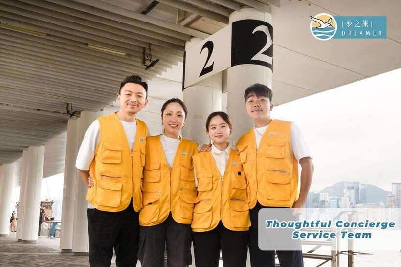 Hong Kong: Victoria Harbour Cruise with Free Camera Photos - The 45-minute harbour route