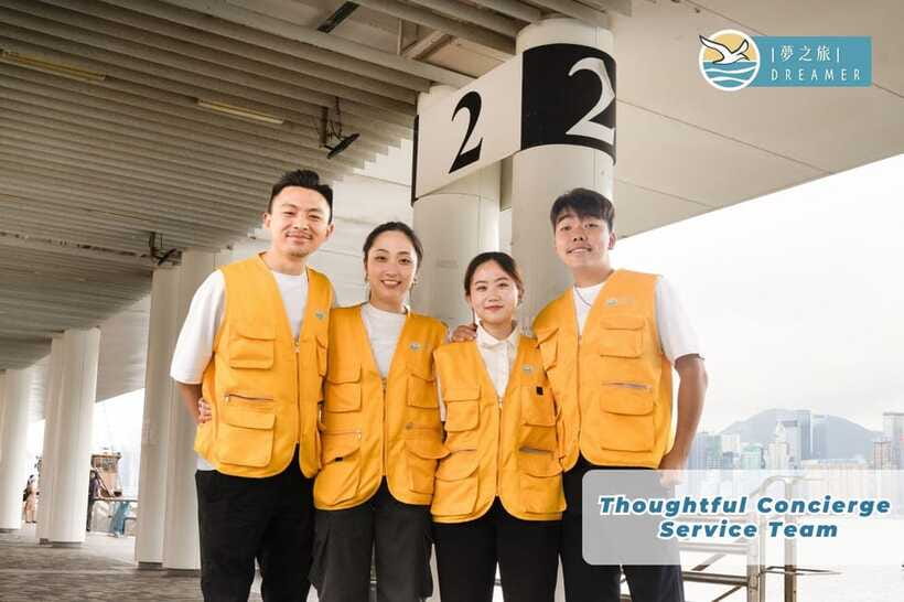 Hong Kong: Victoria Harbour Cruise with Free Camera Photos - Choosing between 45 and 100 minutes