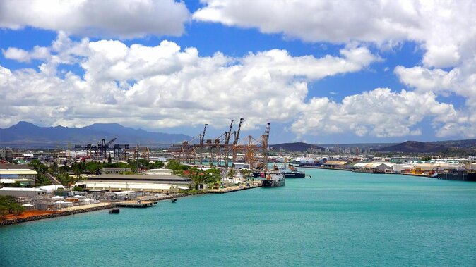 Honolulu Harbor Cruise Terminal Transfer by Luxury Vehicle - Key points before you book