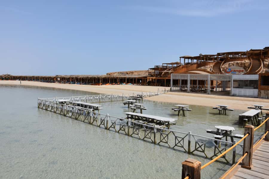 Hurghada: Luxury Cruise Trip to Orange Bay with Lunch - Crew care makes a difference