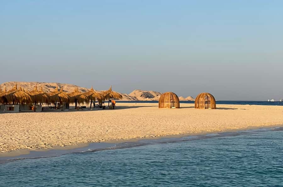 Hurghada: Luxury Orange Bay Cruise with Lunch and Pickup - The boat, the decks, and the luxury question