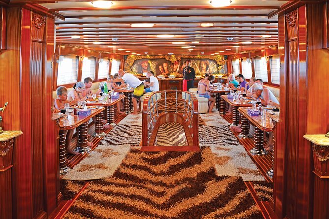 Hurghada Pirates sailing boat to Orange bay & Buffet Lunch - Children get more than a seat on the boat