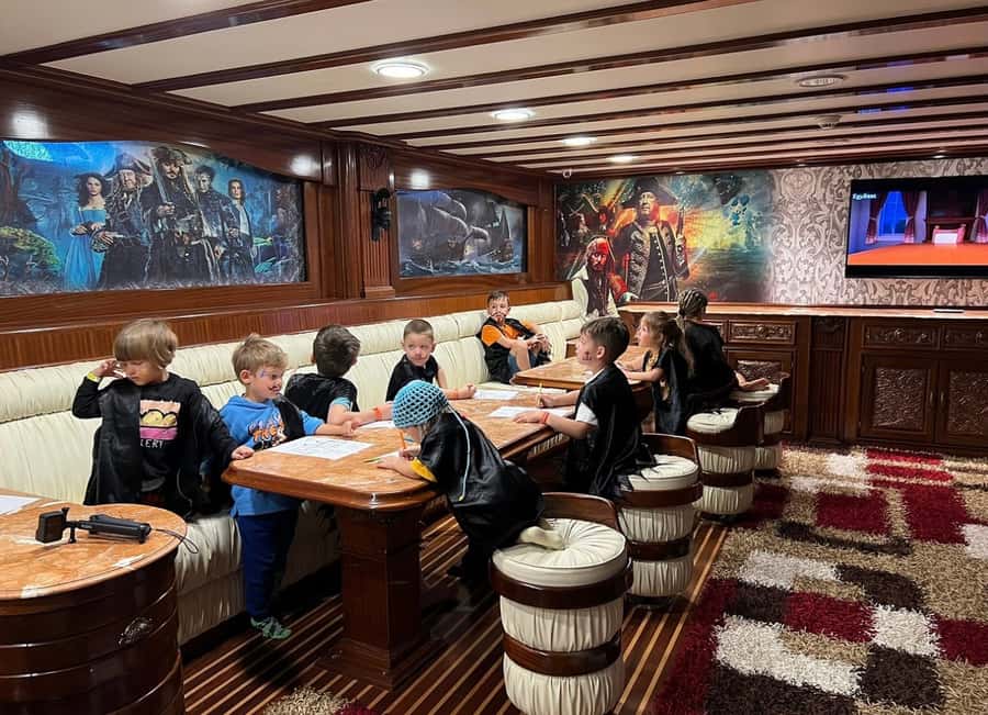 Hurghada: Pirates Sailing Boat to Orange Bay with Transfers - One hour at Orange Bay