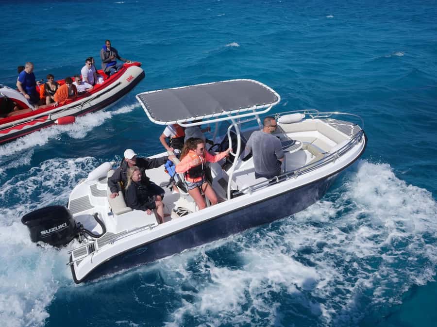 Hurghada: Private Speedboat to Orange Bay and White Island - Speedboat travel makes the route feel lively