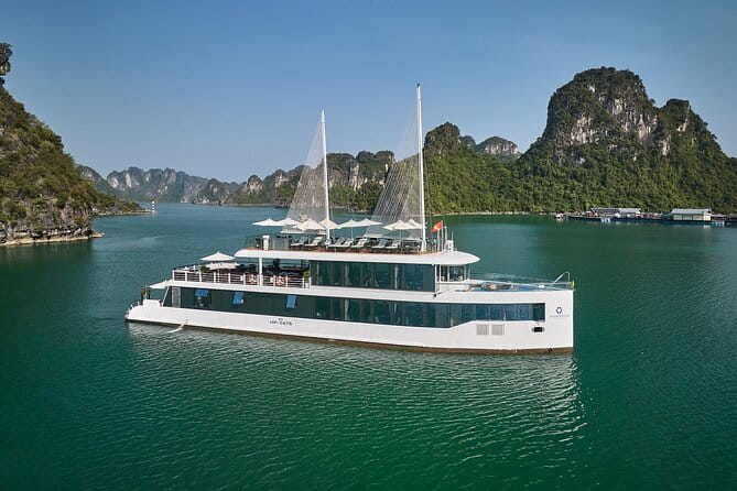 JADE SAILS Best Luxury Day Cruise Visit Ha Long Bay & Lan Ha Bay - Cooking demonstration, Jacuzzi, and the sunset ride