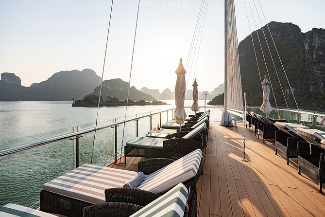 JADESAILS CRUISE-The Most Luxurious Day Tour in Ha Long Bay & Lan Ha Bay - 4:00 Vietnamese spring-roll demonstration