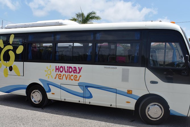 Jamaica Super Saver: Montego Bay & Rose Hall plus Mystic Lagoon Night Cruise - A quick look at Montego Bay’s historic center