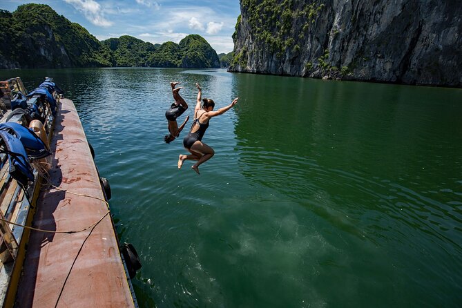 Kayaking at Lan Ha Bay - Swimming, beach stops, and time to slow down