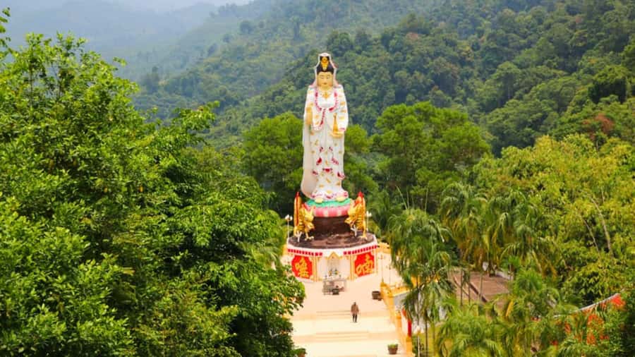 Khao Lak: The Amazing 3 Temples Phang Nga Tour - The long transfer from Khao Lak