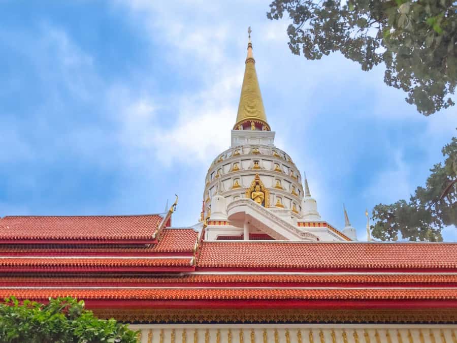 Khao Lak: Three Temples Tour in Phang Nga - Three temples, three different moods