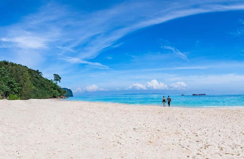 Ko Lanta: Maya Bay & Phi Phi Islands Full-Day Speedboat Trip - Bamboo Island gives you the day’s breathing room