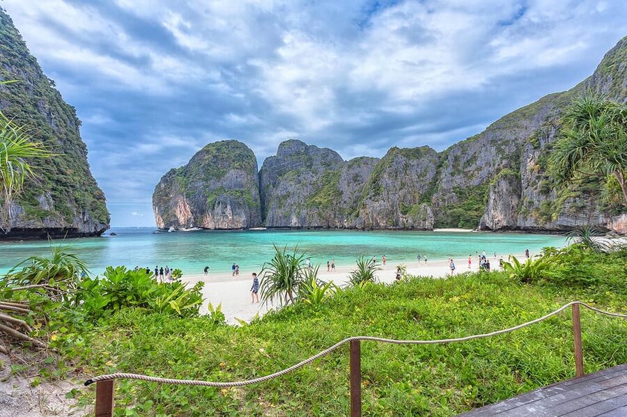 Ko Lanta: Maya Bay & Phi Phi Islands Full-Day Speedboat Trip - Phi Phi Don, Monkey Island, and Shark Point