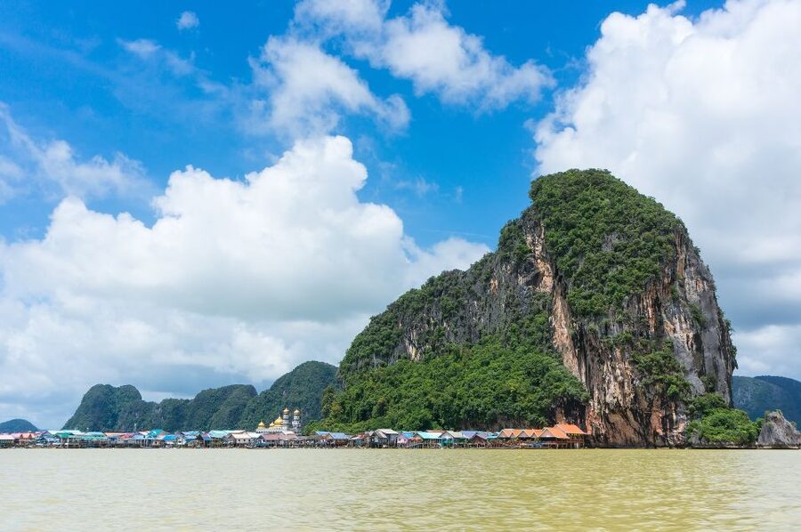 Ko Yao Noi: Phang Nga Bay Day Tour on a Long-Tail Boat - A picnic lunch gives you a beach break