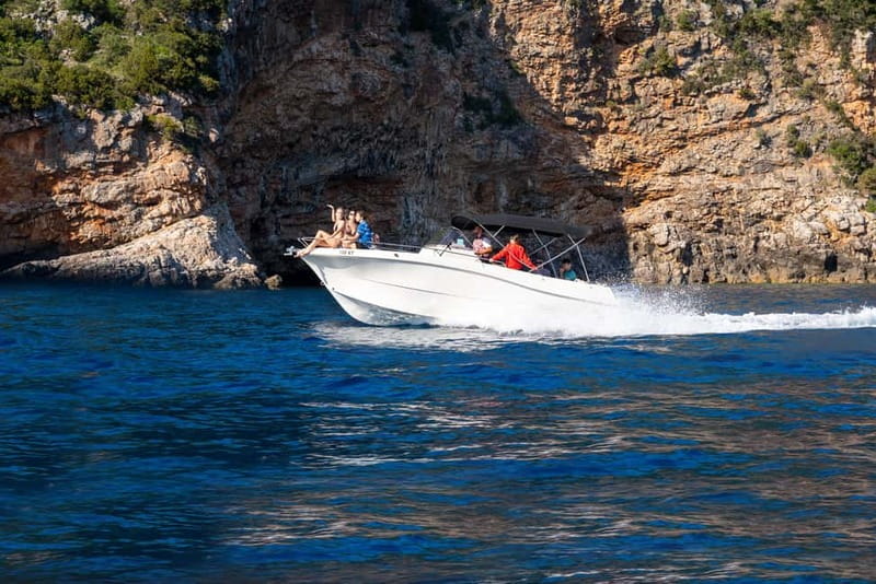 Kotor: Scenic Kotor Bay Highlights by Private Speedboat - A quick walk through Perast