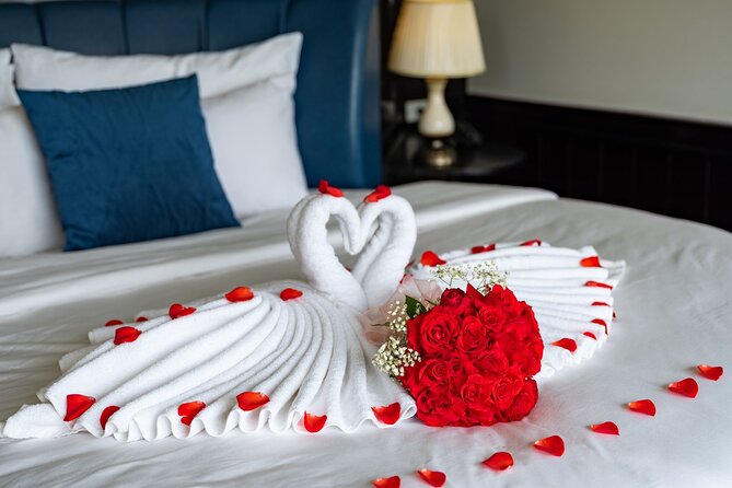 Lan Ha and Halong Bay 5 Star Cruise with Balcony - Who will enjoy this cruise most