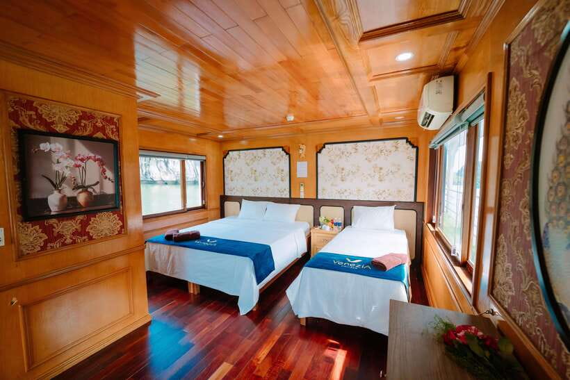 Lan Ha Bay: 2-Day Cruise with Meals, Activities and Pickup - Why Lan Ha Bay makes a good alternative to Halong Bay