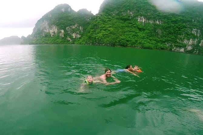 Lan Ha Bay 2 days tour with 3-star cruise - Service, meals, and the small-group feel