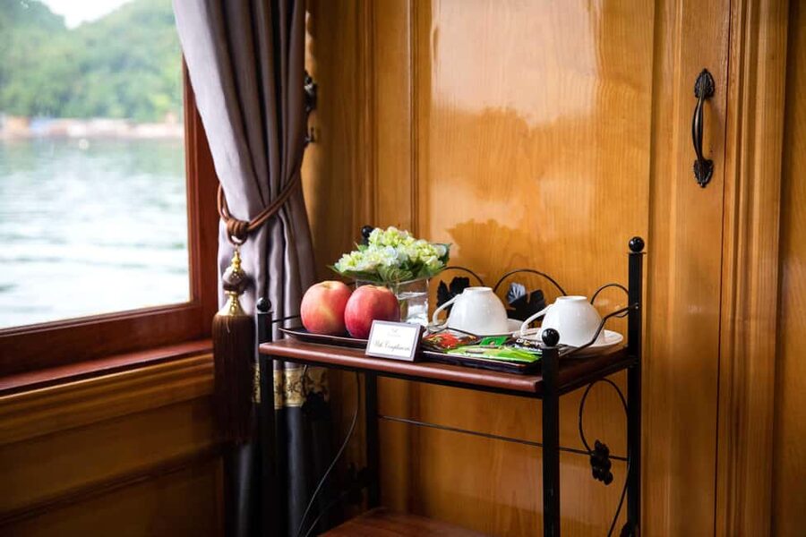 Lan Ha Bay boutique cruises with small group - Sunset, cooking, and a night on the boat