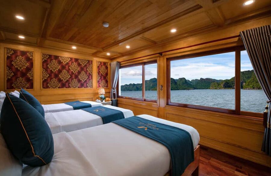 Lan Ha Bay boutique cruises with small group - What the small group changes