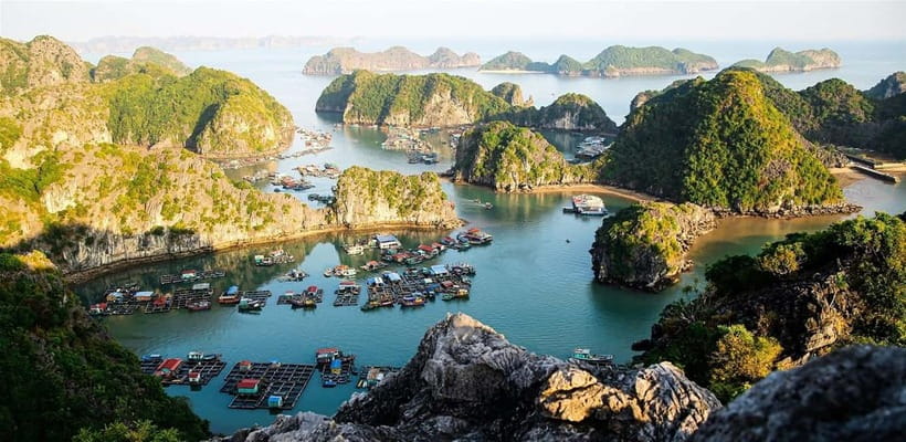Lan Ha Bay: Experience the Magic Bay at Sunrise - A boat ride with room to look around