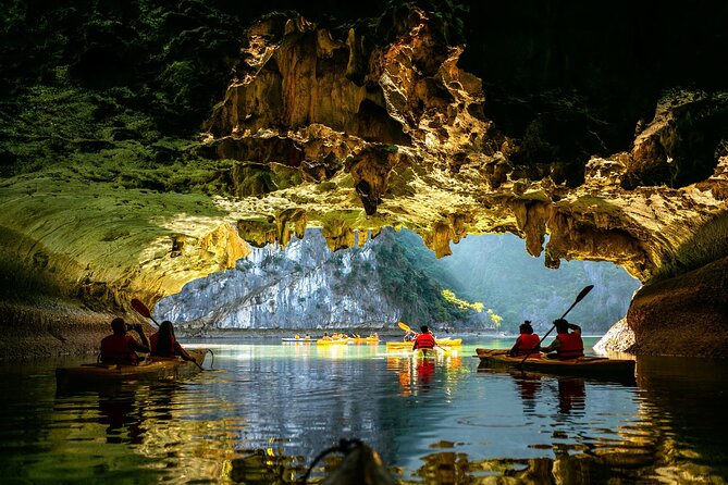 Lan Ha Bay Full Day Boat Tour from Hanoi/ Cat Ba - A floating fish farm and a practical local lesson
