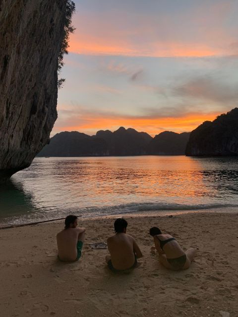 Lan Ha Bay: Sunset & Plankton Bioluminescent Night Kayaking - Key points at a glance