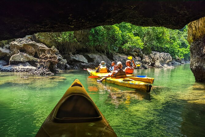 Lan Ha - Ha Long bay with local experts (small group guaranteed) - Southern Ha Long Bay and the quieter arches