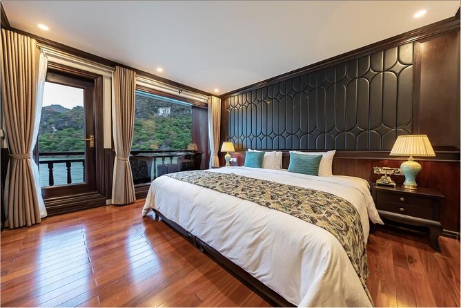 LIKE A BOSS-Luxury options-2d/1n All inclusive in Halong Bay - How the Lan Ha Bay option differs