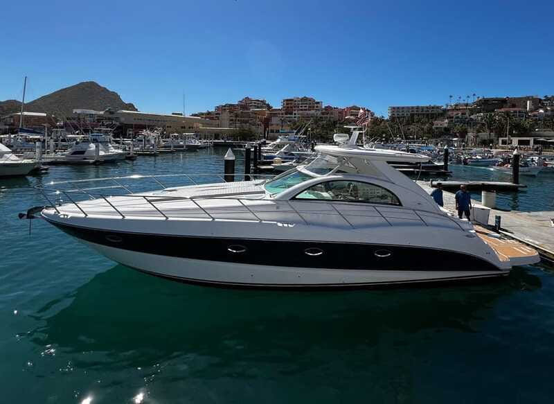 LOS CABOS: PRIVATE BAY AND ARCH TOUR. LUXURY YACHT - Practical details that make the day easier