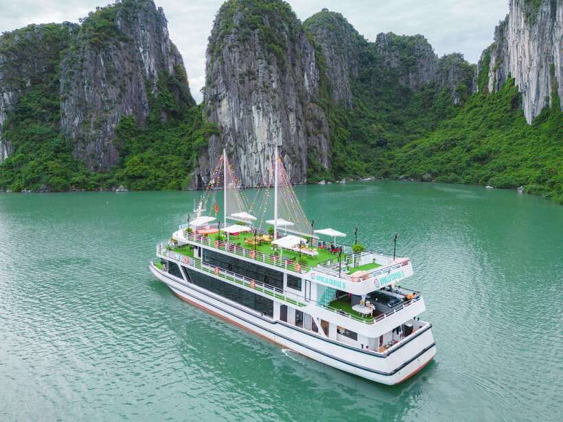 Luxurious Halong 1 day trip: pickup Hanoi, dropoff Ninh Binh - Why this Hanoi to Ninh Binh route makes sense