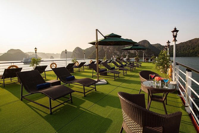 Luxury 3-Day La Casta Cruise: Halong & Lan Ha Bay from Hanoi - Kayaking through Lan Ha Bay’s quieter corners