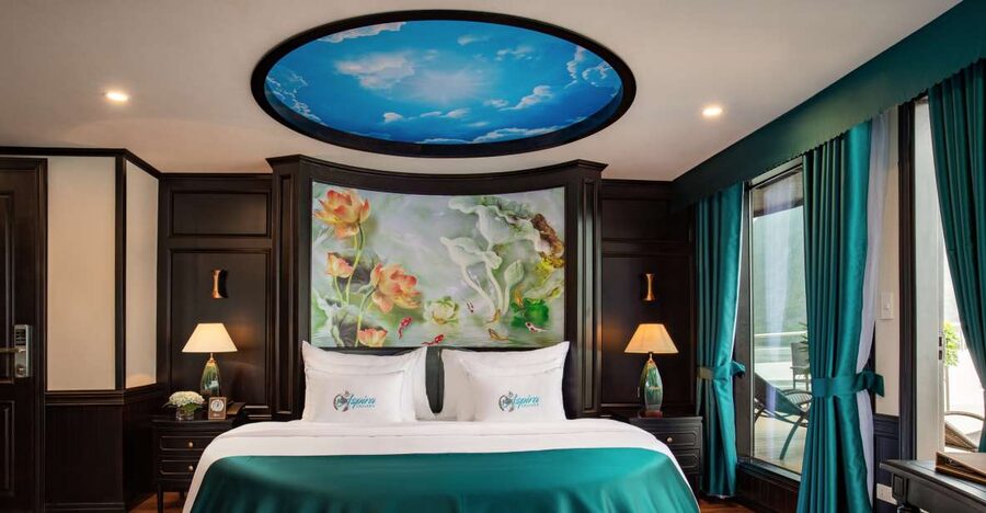 Luxury 5-Star Halong Bay Overnight Cruise: full board, kayak - Why one night works better than a quick Halong Bay visit
