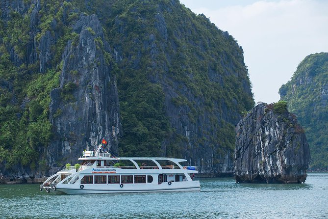 Luxury Halong Bay 1 Day on Cruises From Hanoi with Bus & Lunch - Boarding the cruise at 12:15 p.m.