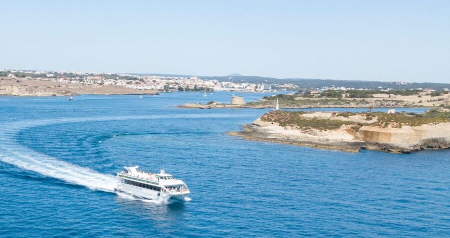 Mahon: Harbor Boat Tour with Underwater Viewing & Commentary - The first 25 minutes: sailing toward the harbor’s far end