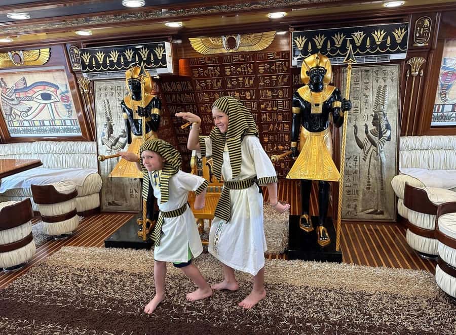 Marsa Alam: Nefertari Sunset Turtle Bay Cruise with Dinner - From Port Ghalib to Marsa Mubarak in 15 minutes