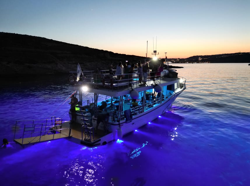 Mellieha: Two Bay Evening Cruise Including The Blue Lagoon - Why an evening cruise makes sense in Malta