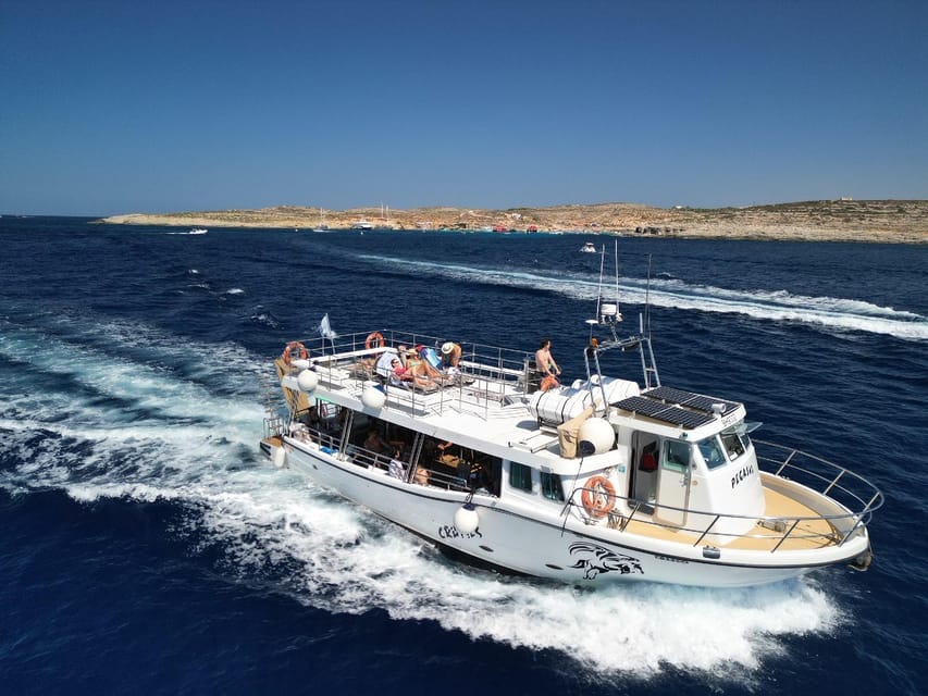 Mellieha: Two Bay Evening Cruise Including The Blue Lagoon - Blue Lagoon after the daytime rush