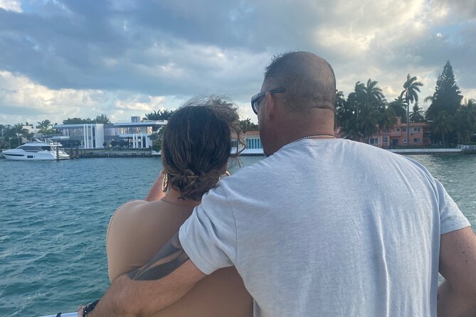 Miami 75 Min Boat Tour Biscayne Bay and Celebrity Homes Island - Key points to know before booking
