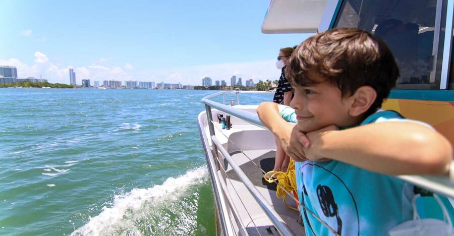 Miami: Biscayne Bay Celebrity Homes Sightseeing Cruise - Key points to know before boarding