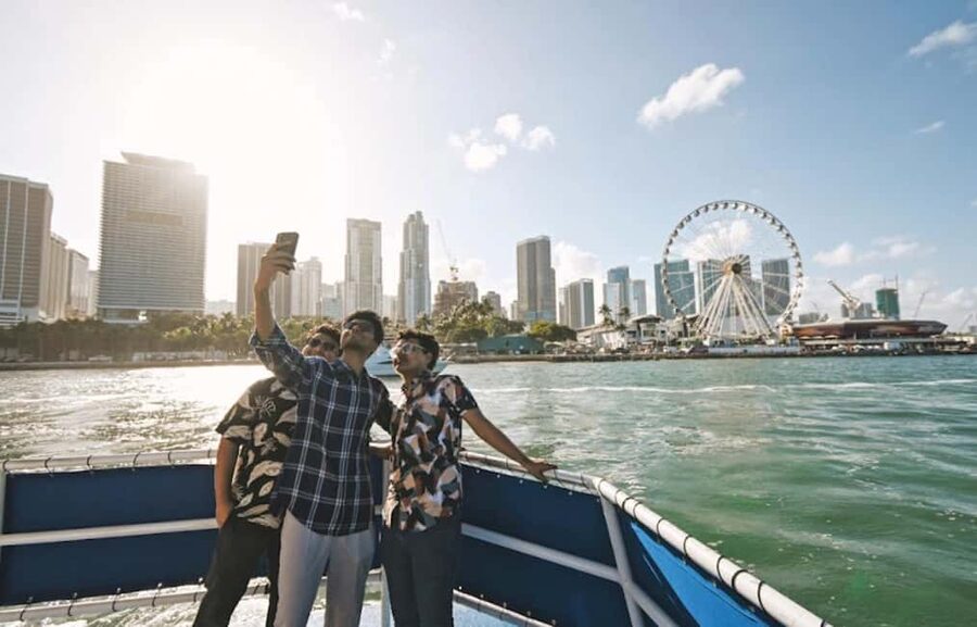 Miami: Biscayne Bay Millionaire's Homes Sightseeing Cruise - Is the $20 Price Good Value?