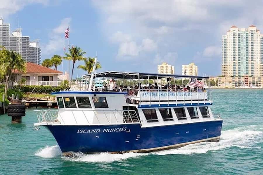 Miami: Biscayne Bay Millionaire's Row Boat Tour - Quick takeaways for the Biscayne Bay cruise