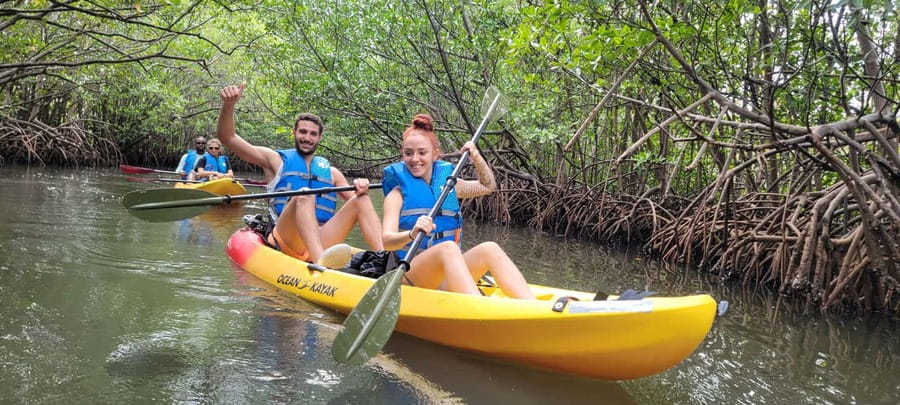 Miami: Biscayne Bay Ultimate Boat Tour with Kayak Experience - Leaving Venetian Marina for open water