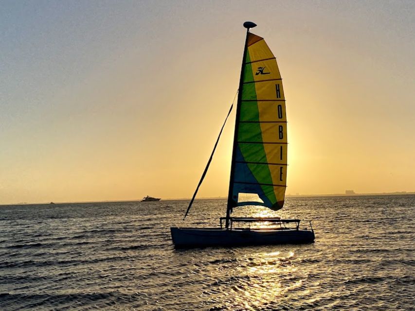 Miami: Intimate Sailing in Biscayne Bay w/ Food and Drinks - The first minutes: a short sailing lesson