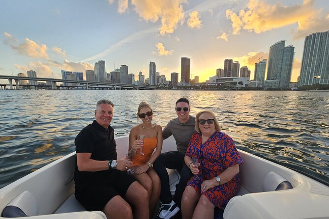 Miami Shared Boat tour, 2 hours on a 24 ft boat. 6 people total. - Music, drinks, and the extras that matter