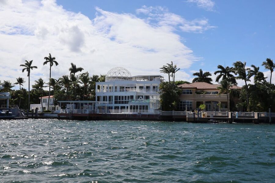 Miami Skyline Cruise of Millionaire Homes - Comfort, weather, and practical limits