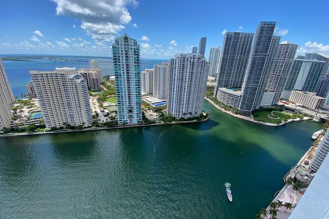 Miami: Skyline Sunset Cruise Biscayne Bay - Boat expectations and an important practical warning