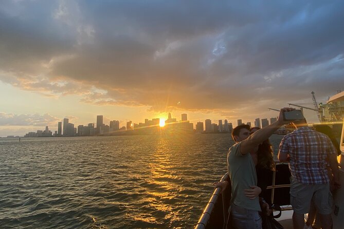 Miami Sunset Biscayne Bay and South Beach Cruise - Star Island, the Venetian Islands, and famous names