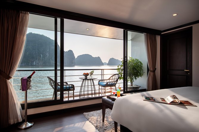 Mon Chéri Cruise 5 star: Unique 2 Days Tuan Chau - Halong bay - Lan Ha Bay - Key points at a glance